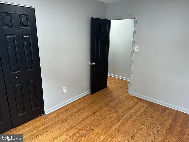 517 Morgan Ave #6 — Photo 10