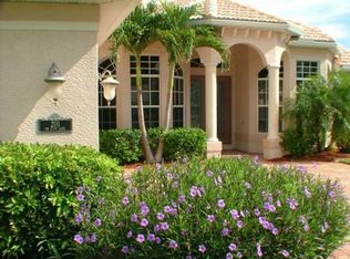 201 SW 37th Ln, Cape Coral, FL 33914