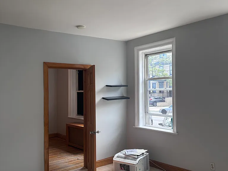 31 75th St #1B — Photo 4
