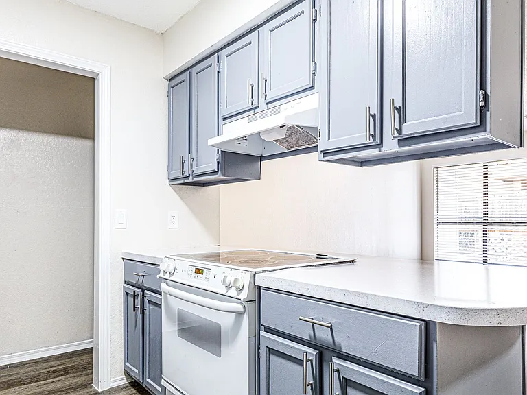 912 NE Tortoise Dr — Photo 12