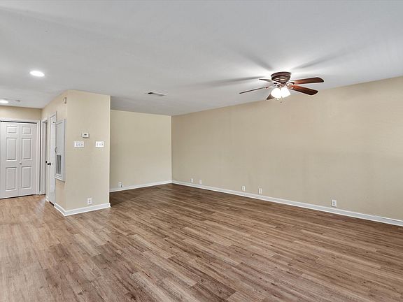 5th image of 6810 Deatonhill Dr APT 108