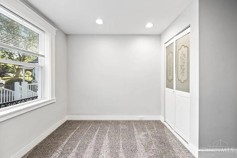 Thumbnail 13