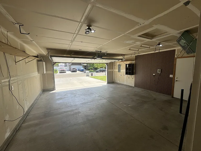 1820 W Camelot Dr — Photo 21