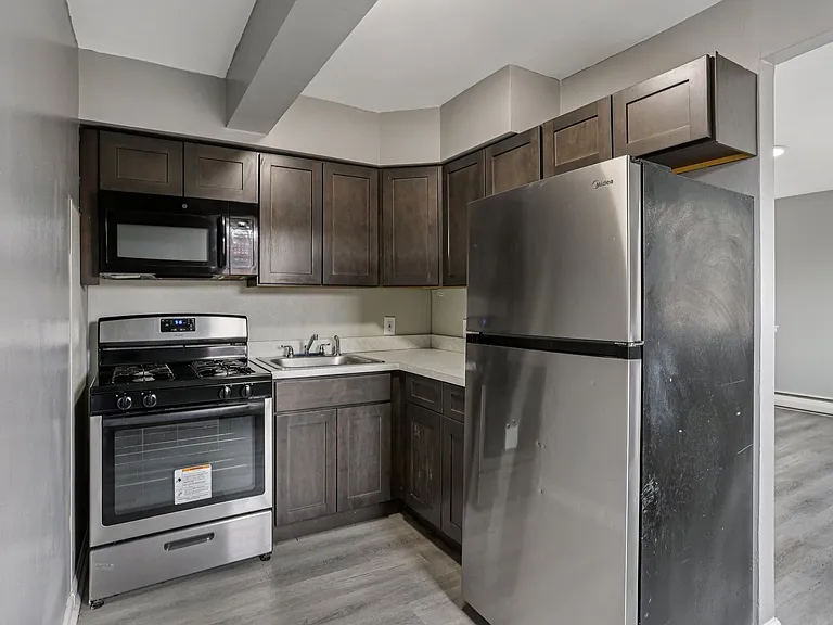 Mandela Apartments — Photo 8