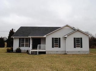 208 Old Westmoreland Rd, Portland, TN 37148