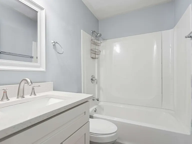 4421 Jenwood St — Photo 7