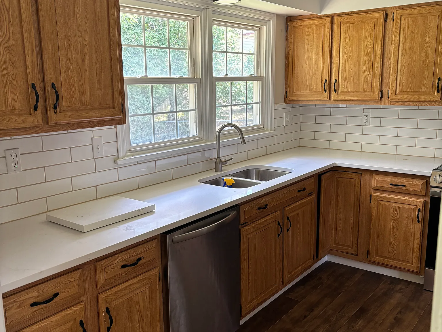 4 bed, 2.5 bath, 2116 sqft, $3,000 — Photo 4