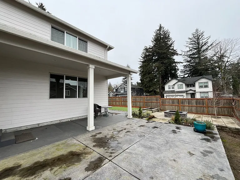 15675 NE Clackamas Ct — Photo 33