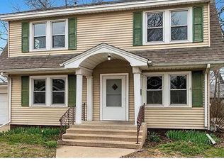 511 King St, Rockford, IL 61103
