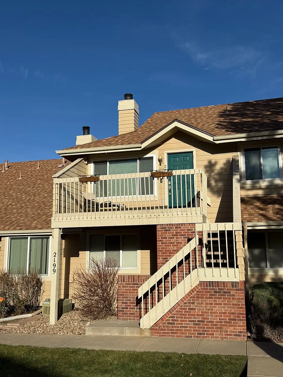 Building Photo - 2199 S Scranton Way #201