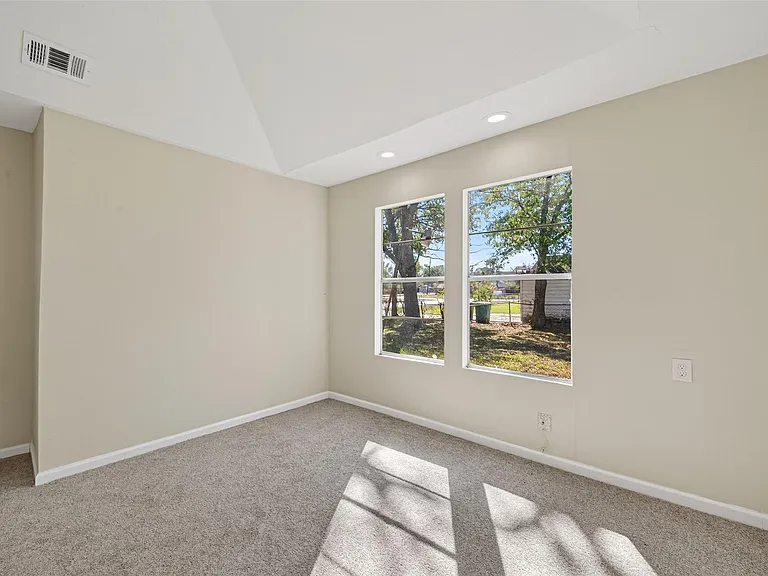 4626 Dewberry St — Photo 37