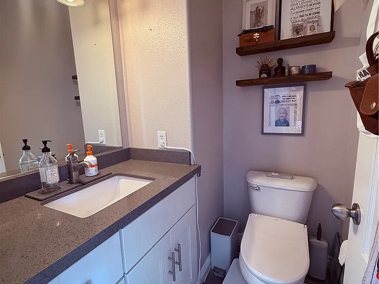 8184 Constantine Dr — Photo 8