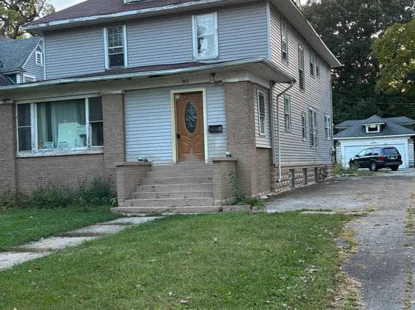 1912 Euclid Ave, Chicago Heights, IL 60411