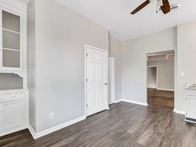 3223 Pestalozzi St #2F — Photo 9