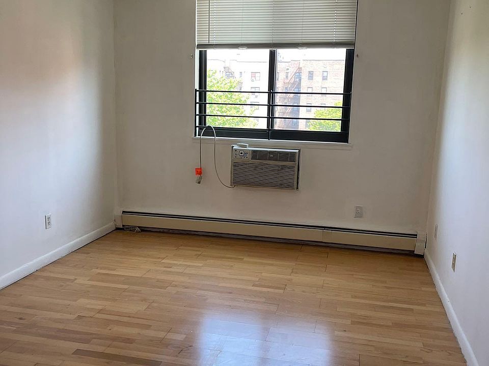 1st image of 36-41 Union St #6