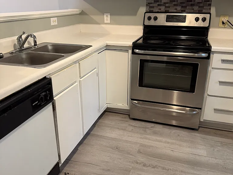 623 Carolina Ave — Photo 6