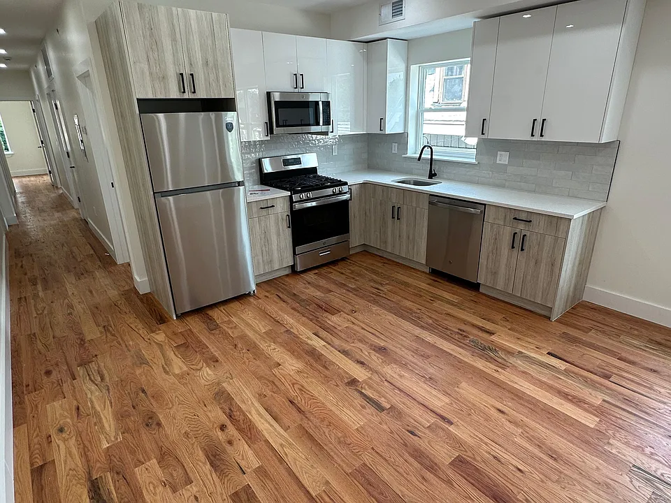 157-159 Roseville Ave #5