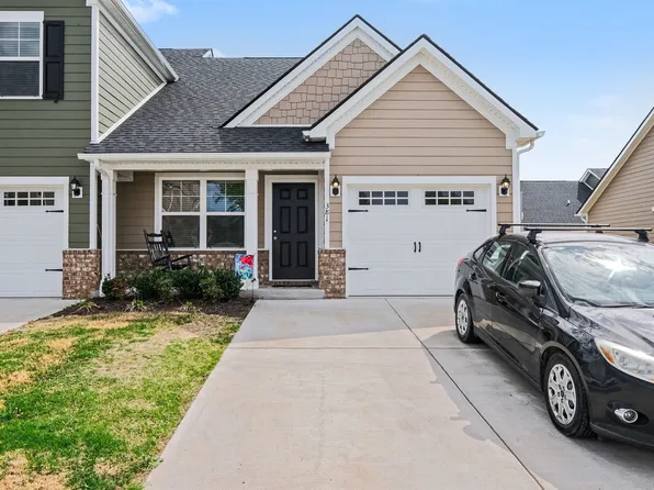 381 Ezra St, Pleasant View, TN 37146