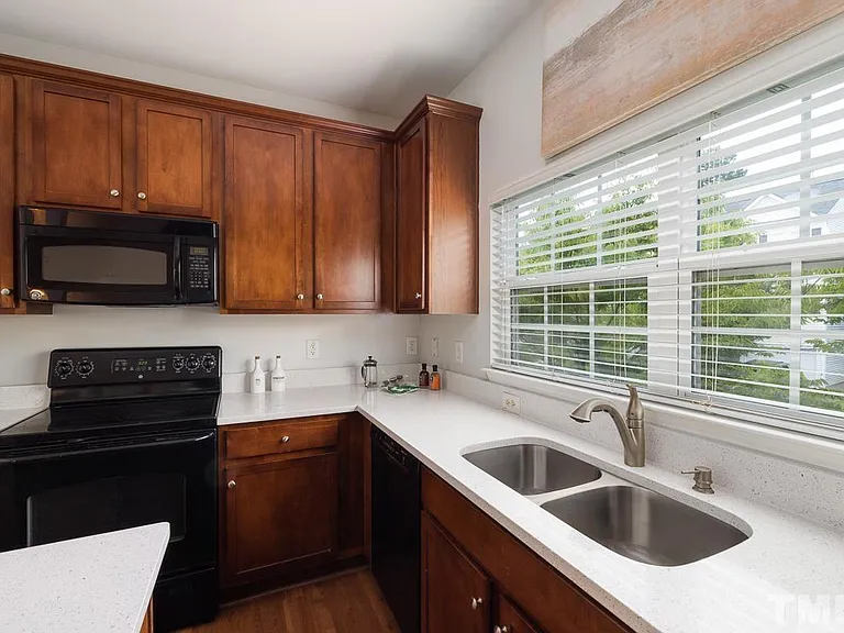 3031 Courtney Creek Blvd — Photo 15