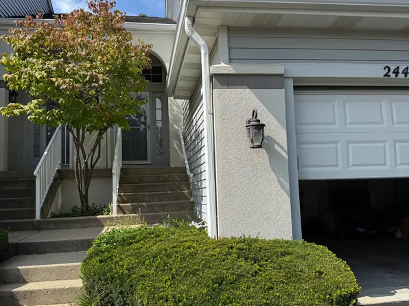 2444 Palazzo Ct, Buffalo Grove, IL 60089