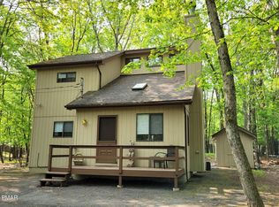 8 Bryant Gln, Albrightsville, PA 18210