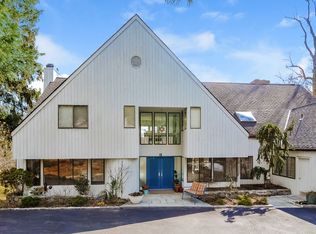 15 Harrows Ln, Purchase, NY 10577