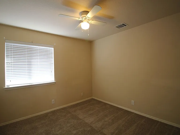 249 Val Verde Dr — Photo 15