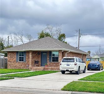 49 E Chalmette Cir, Chalmette, LA, 70043
