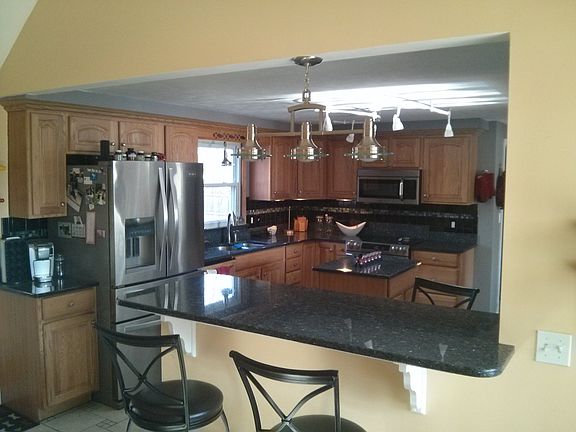 Kitchen-granite counter tops