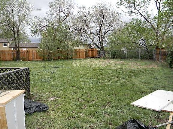 Very Large Back Yard with Storage Shed