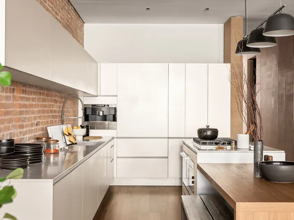 50 Lispenard Street image 8 of 14