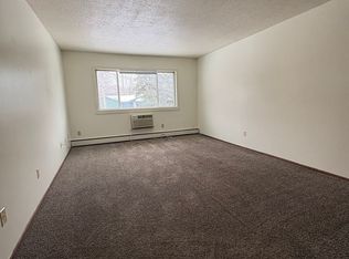 791 Russell Rd #201, Waterloo, IA 50701