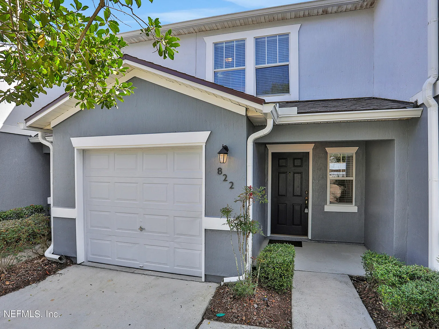 2 bed, 2.5 bath, 1268 sqft, $1,850 — Photo 1