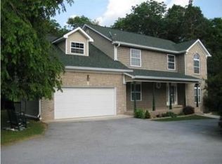 9002 Dovetail Ln, Ooltewah, TN 37363