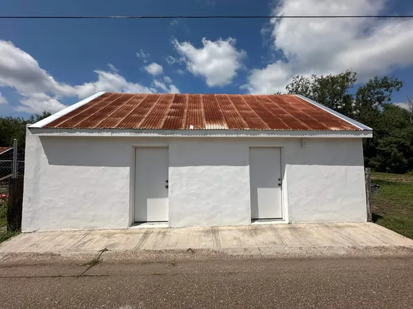 506 Trevino St, San Ygnacio, TX 78067