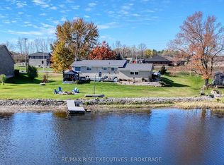 470 Dundas St W, Greater Napanee, ON K7R 2C1