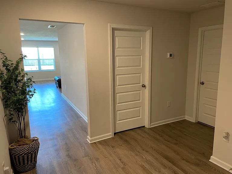 5240 Peach Dr — Photo 14