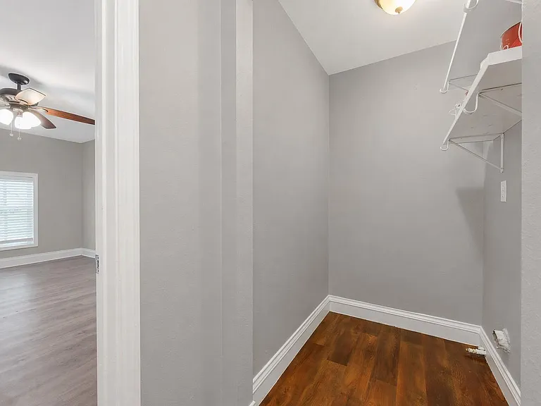 3823 Florinda St — Photo 38