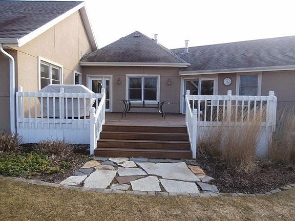 3rd image of S29W30880 Wild Berry Ln