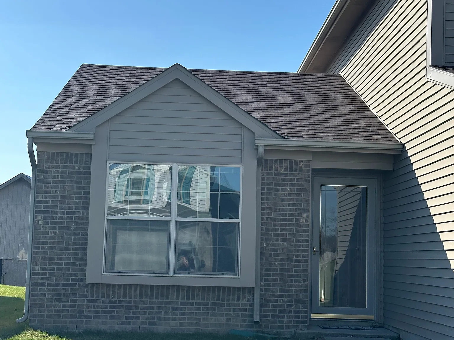 3 bed, 2.5 bath, 1520 sqft, $1,995 — Photo 2