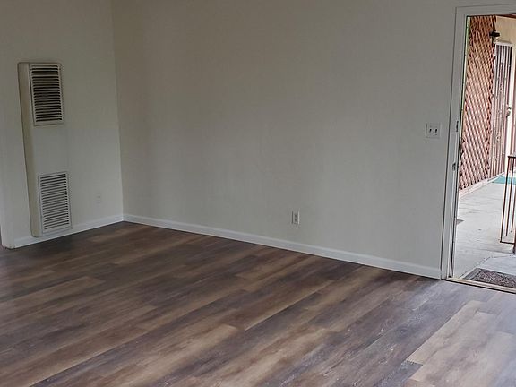 5th image of 6235 Stanley Ave