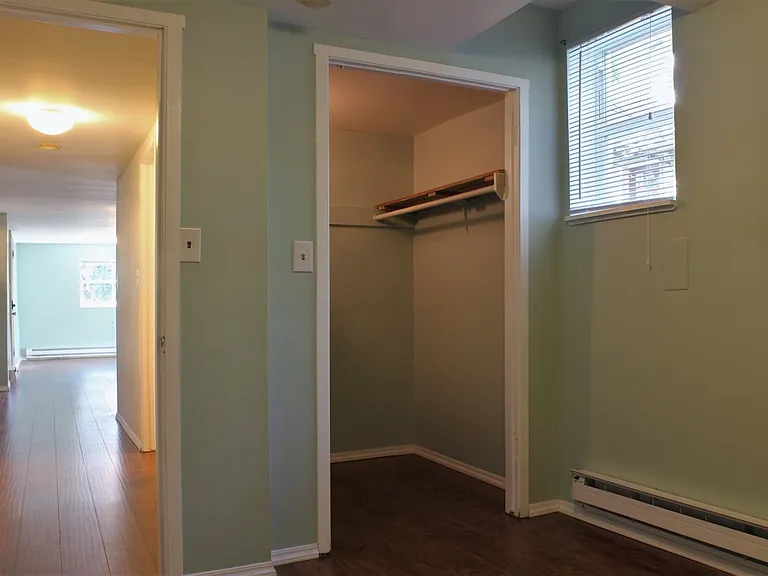 5245 12th Ave NE #BASEMENT — Photo 9