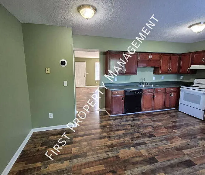3151 Willow Springs Dr S — Photo 5