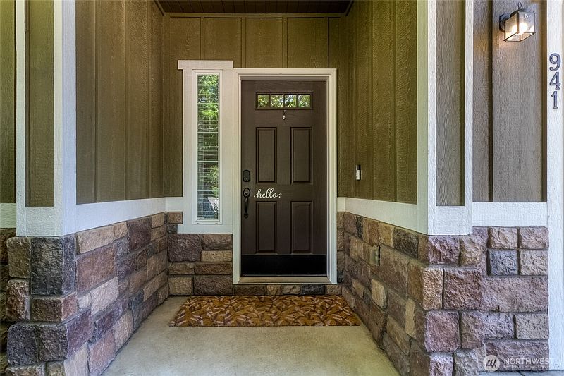 2nd image of 941 Highland Road