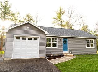 21 Hillside Pl, Boothbay, ME 04537