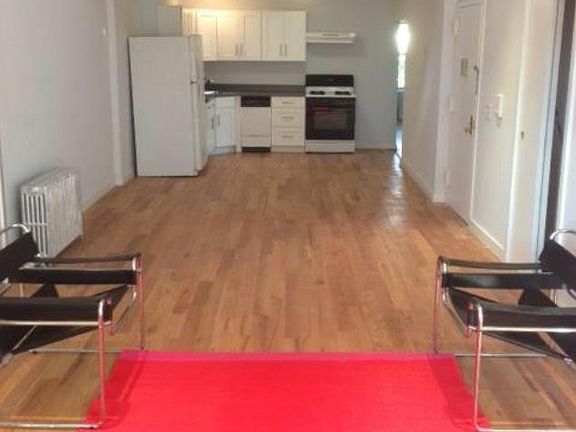 4th image of 151 Sackett St #3
