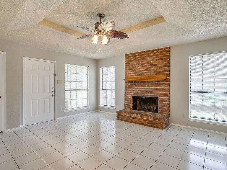 4517 Compass Ct — Photo 6