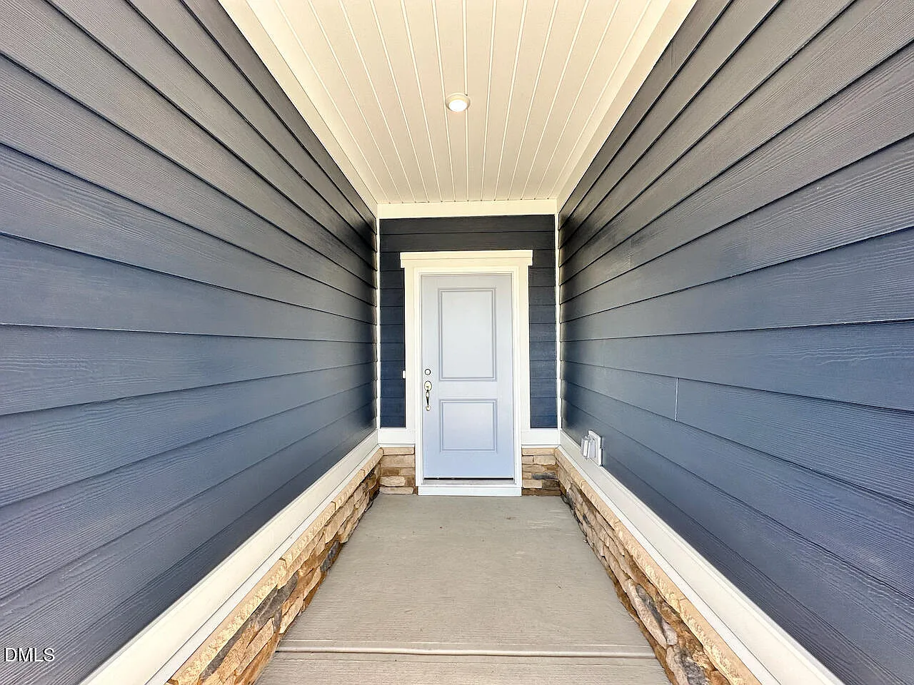 5 bed, 3.0 bath, 2885 sqft, $2,595 — Photo 4