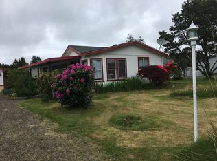 990 SE River View Ln, Waldport, OR 97394