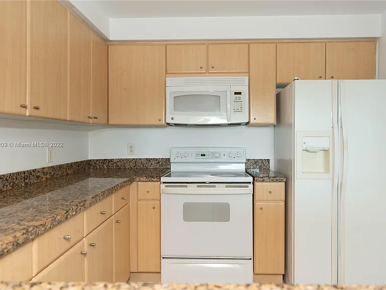2475 Brickell Ave #709 — Photo 13